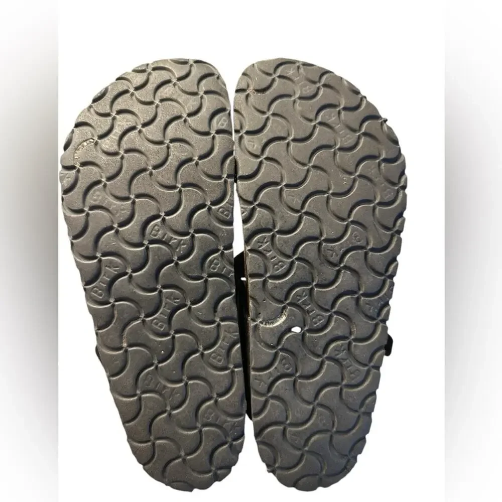 Birkenstock Women’s 38 (7) Black and Silver Thong Style Sandals